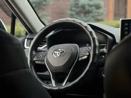 Toyota RAV4 2021 года за 14 800 000 тг. в Актобе – фото 7