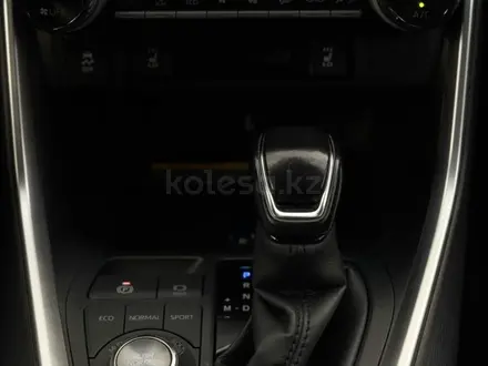 Toyota RAV4 2021 года за 14 800 000 тг. в Актобе – фото 8