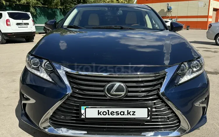 Lexus ES 300h 2014 года за 12 000 000 тг. в Усть-Каменогорск