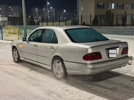 Mercedes-Benz E 280 1997 года за 3 300 000 тг. в Семей – фото 17