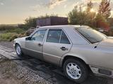 Mercedes-Benz E 230 1990 годаfor1 500 000 тг. в Караганда – фото 3