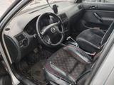 Volkswagen Golf 2002 годаfor3 200 000 тг. в Астана – фото 2