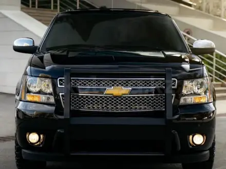 Chevrolet Suburban 2008 года за 15 000 000 тг. в Астана