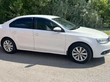 Volkswagen Jetta 2013 года за 4 500 000 тг. в Астана – фото 4