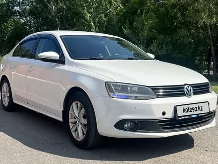 Volkswagen Jetta 2013 года за 4 500 000 тг. в Астана – фото 3