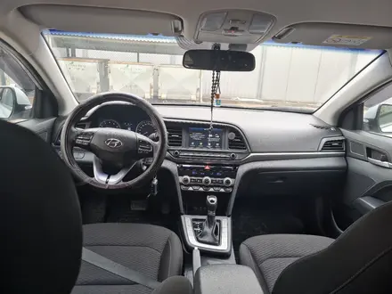 Hyundai Elantra 2019 года за 8 000 000 тг. в Астана – фото 5