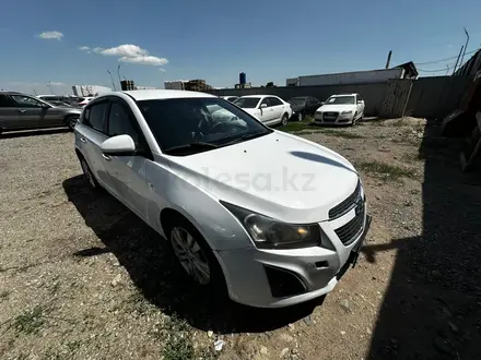 Chevrolet Cruze 2012 года за 2 953 275 тг. в Алматы – фото 6