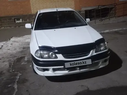 Toyota Avensis 1999 года за 3 500 000 тг. в Астана