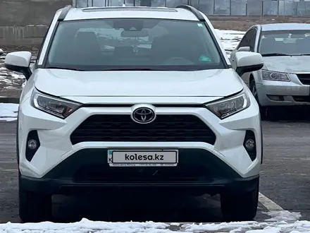 Toyota RAV4 2021 года за 17 199 999 тг. в Шымкент