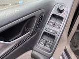 Volkswagen Golf 2011 годаүшін3 990 000 тг. в Астана – фото 5