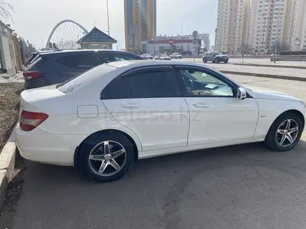 Mercedes-Benz C 180 2010 года за 6 000 000 тг. в Астана – фото 3