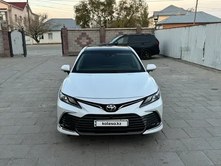 Toyota Camry 2022 года за 18 500 000 тг. в Кызылорда – фото 13