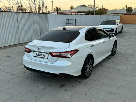 Toyota Camry 2022 года за 18 500 000 тг. в Кызылорда – фото 4