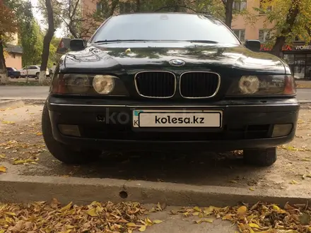 BMW 525 1998 года за 3 000 000 тг. в Алматы – фото 4