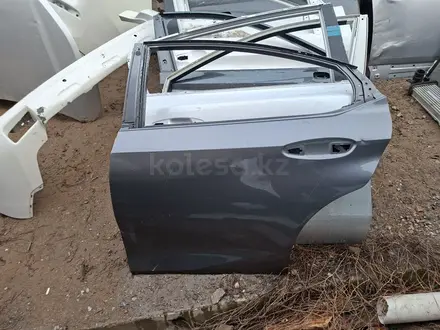 Дверь задняя левая задняя праваяLexus Es за 10 000 тг. в Шымкент