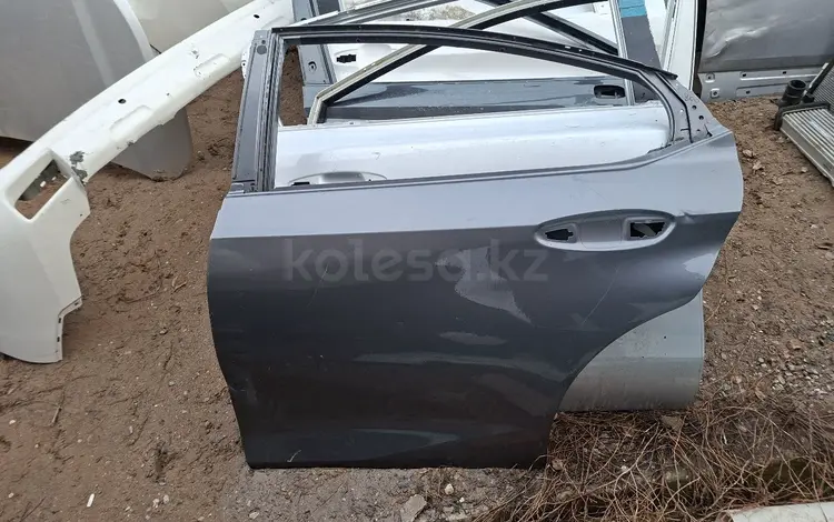 Дверь задняя левая задняя праваяLexus Esүшін10 000 тг. в Шымкент