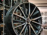 TOYOTA на 17 новые диски за 200 000 тг. в Астана