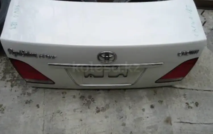 Крышка багажника в сборе Toyota Crown 180 за 40 000 тг. в Караганда