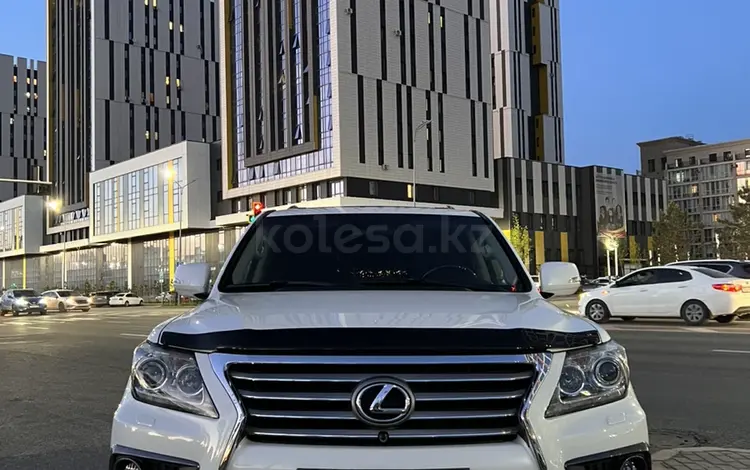 Lexus LX 570 2014 года за 36 000 000 тг. в Астана