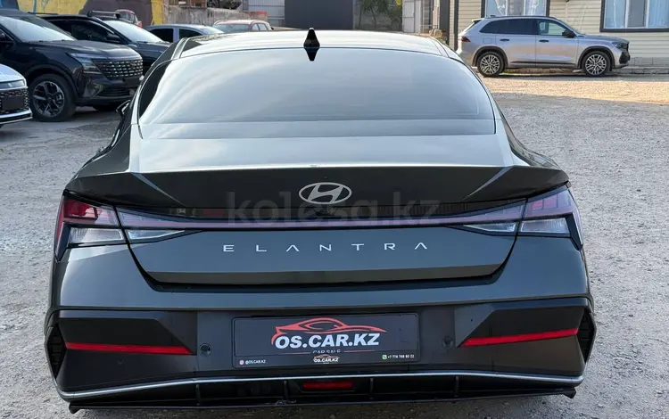 Hyundai Elantra 2023 годаүшін7 400 000 тг. в Алматы