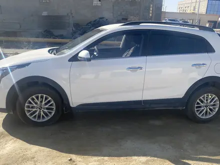 Kia Rio X-Line 2023 годаүшін10 300 000 тг. в Актау – фото 2