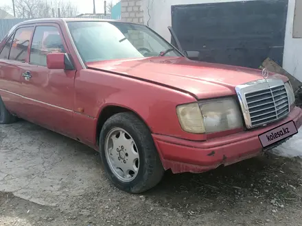 Mercedes-Benz E 200 1991 года за 800 000 тг. в Кызылорда – фото 7
