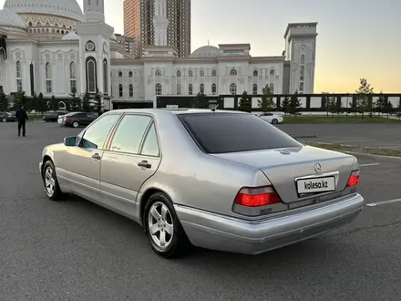 Mercedes-Benz S 320 1997 года за 4 500 000 тг. в Астана – фото 5