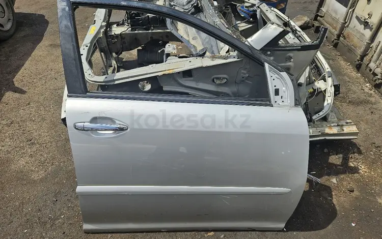 Двери для Lexus RX 350 за 60 000 тг. в Алматы