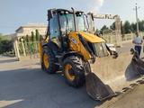 JCB  3CX 2017 года за 34 500 000 тг. в Алматы