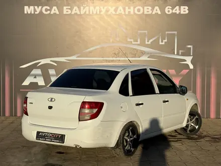 ВАЗ (Lada) Granta 2190 2015 года за 2 650 000 тг. в Атырау – фото 9