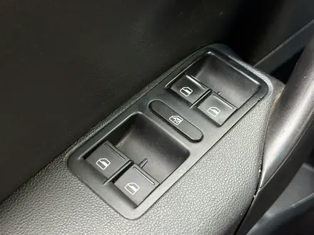 Volkswagen Polo 2017 года за 5 250 000 тг. в Актобе – фото 14