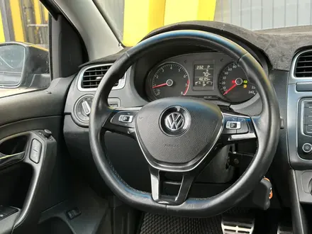 Volkswagen Polo 2017 года за 5 250 000 тг. в Актобе – фото 6