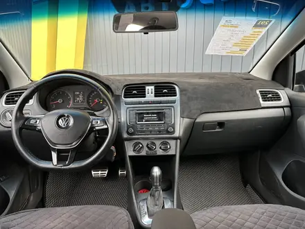 Volkswagen Polo 2017 года за 5 250 000 тг. в Актобе – фото 5