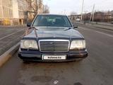 Mercedes-Benz E 220 1994 года за 2 800 000 тг. в Шымкент