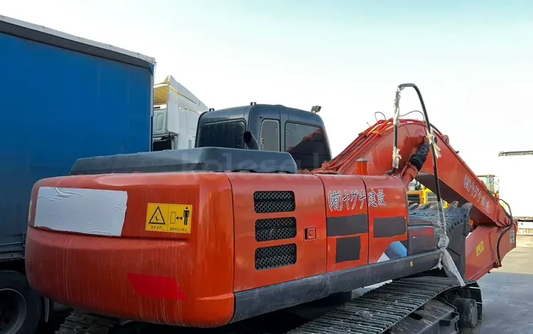 Hitachi  ZX200 2022 года за 36 000 000 тг. в Шымкент