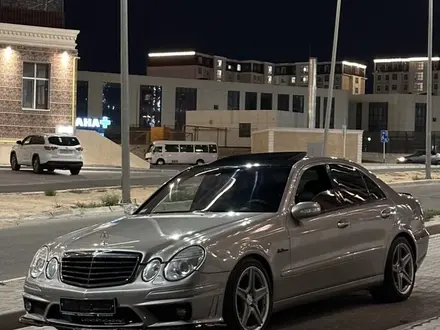 Mercedes-Benz E 500 2004 года за 5 300 000 тг. в Актау