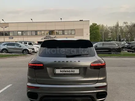 Porsche Cayenne 2011 года за 17 000 000 тг. в Алматы – фото 11