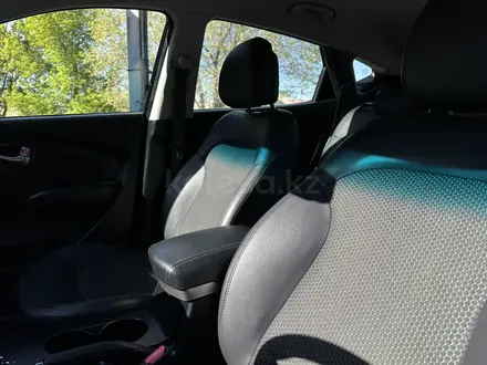 Hyundai ix35 2012 года за 7 350 000 тг. в Актобе – фото 16