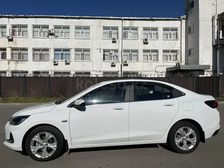 Chevrolet Onix 2023 года за 7 800 000 тг. в Астана – фото 3