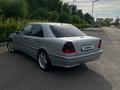 Mercedes-Benz C 240 1998 годаүшін5 450 000 тг. в Астана – фото 5