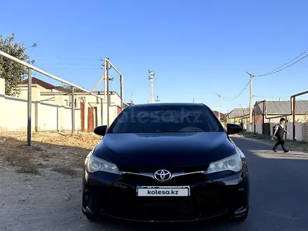 Toyota Camry 2015 года за 7 900 000 тг. в Актау – фото 2