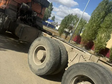 КамАЗ  6520 2006 года за 4 000 000 тг. в Актобе – фото 4