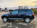 Volkswagen Touareg 2005 годаfor5 100 000 тг. в Рудный – фото 4