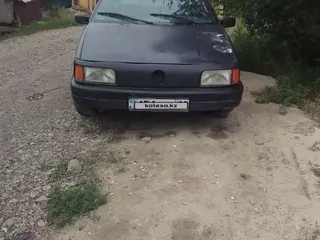 Volkswagen Passat, 1991