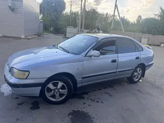 Toyota Carina E