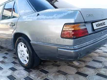 Mercedes-Benz E 230 1991 года за 990 000 тг. в Туркестан – фото 6