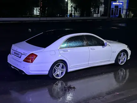 Mercedes-Benz S 600 2006 года за 7 500 000 тг. в Шымкент – фото 4