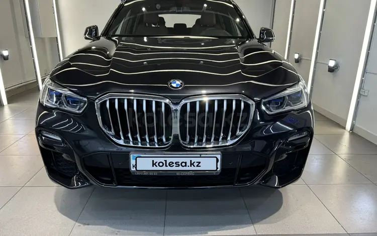 BMW X5 2019 года за 32 800 000 тг. в Алматы