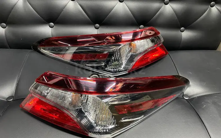 Фонарь задний Toyota Camry 75 USA SE/LE ORIGINAL за 75 000 тг. в Алматы