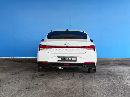 Hyundai Elantra 2022 года за 7 030 950 тг. в Шымкент – фото 4
